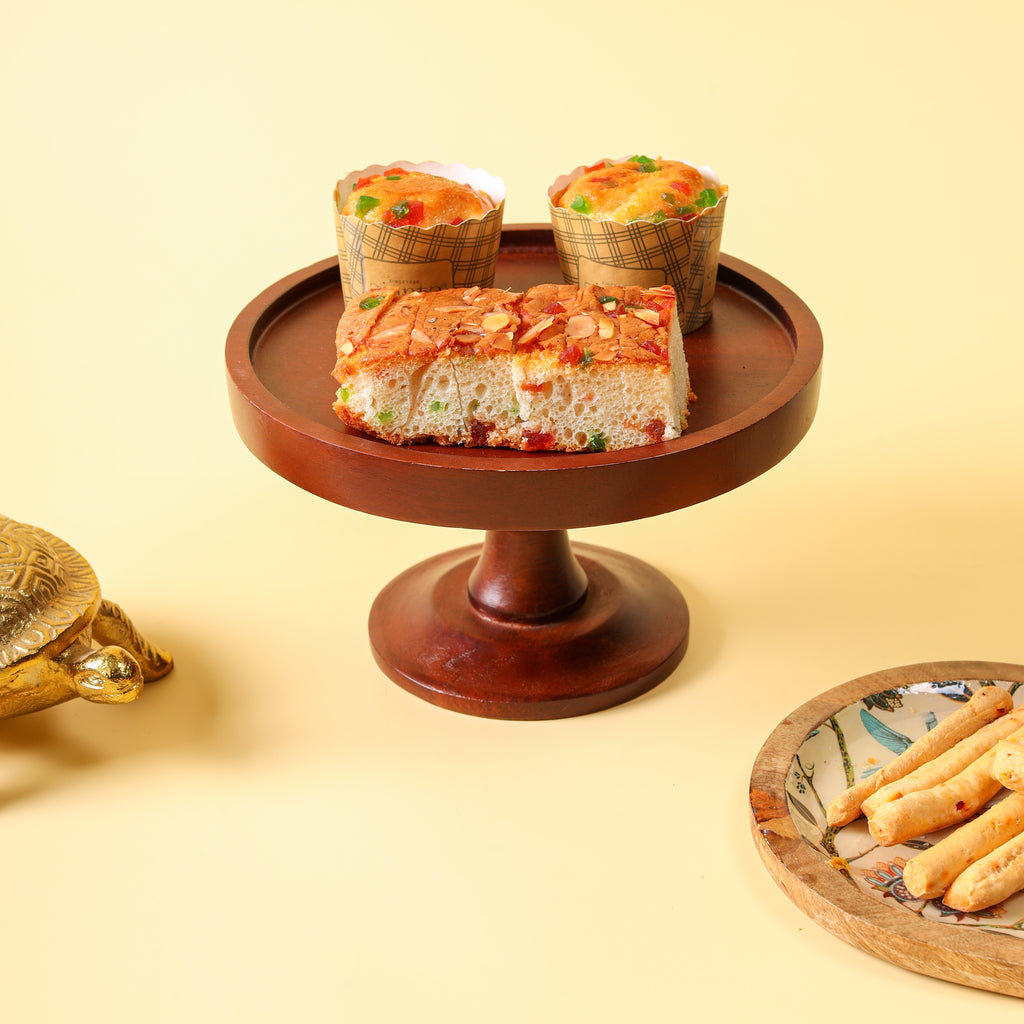 Wooden Delight Premium Bakery Treat Platter | Luxury Baked Goods Gift Items